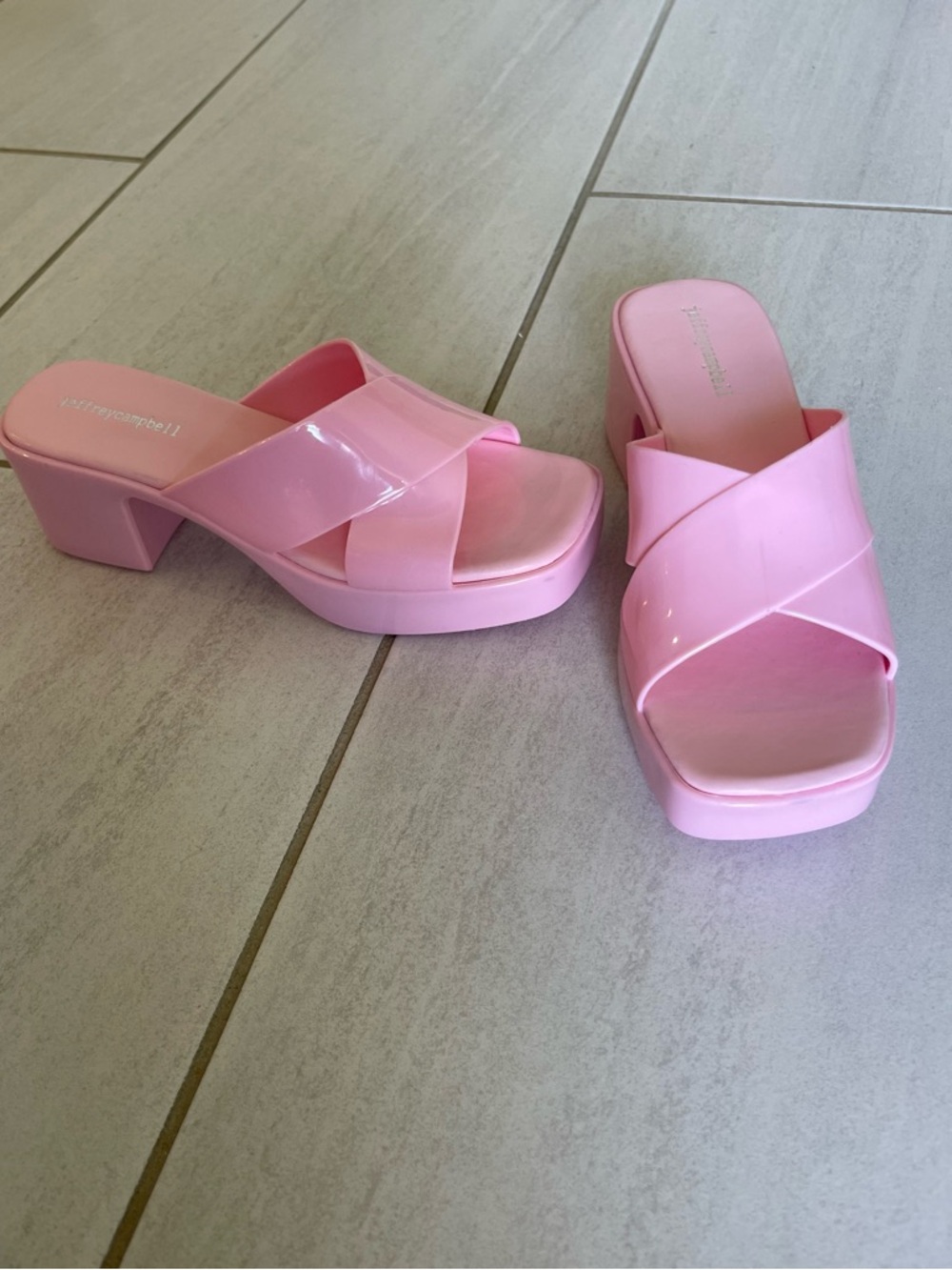 Nw/o tags Jeffrey Campbell Pink Patent Crossover Platform Sandals